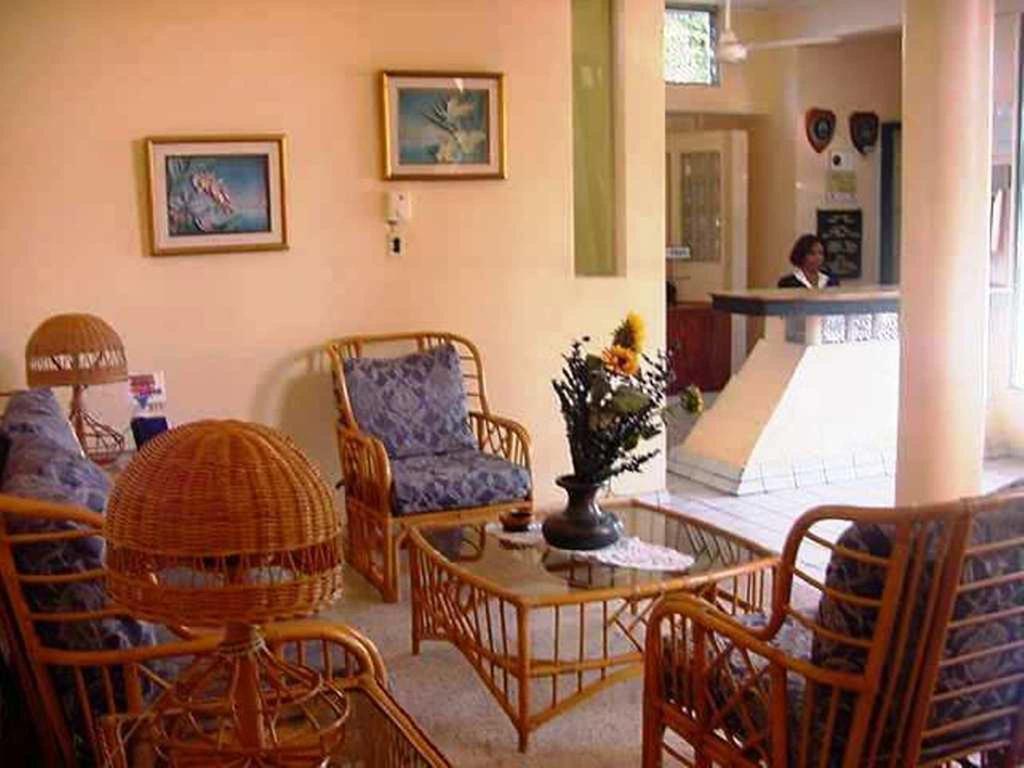 Barahona Hotel Caribe מראה חיצוני תמונה