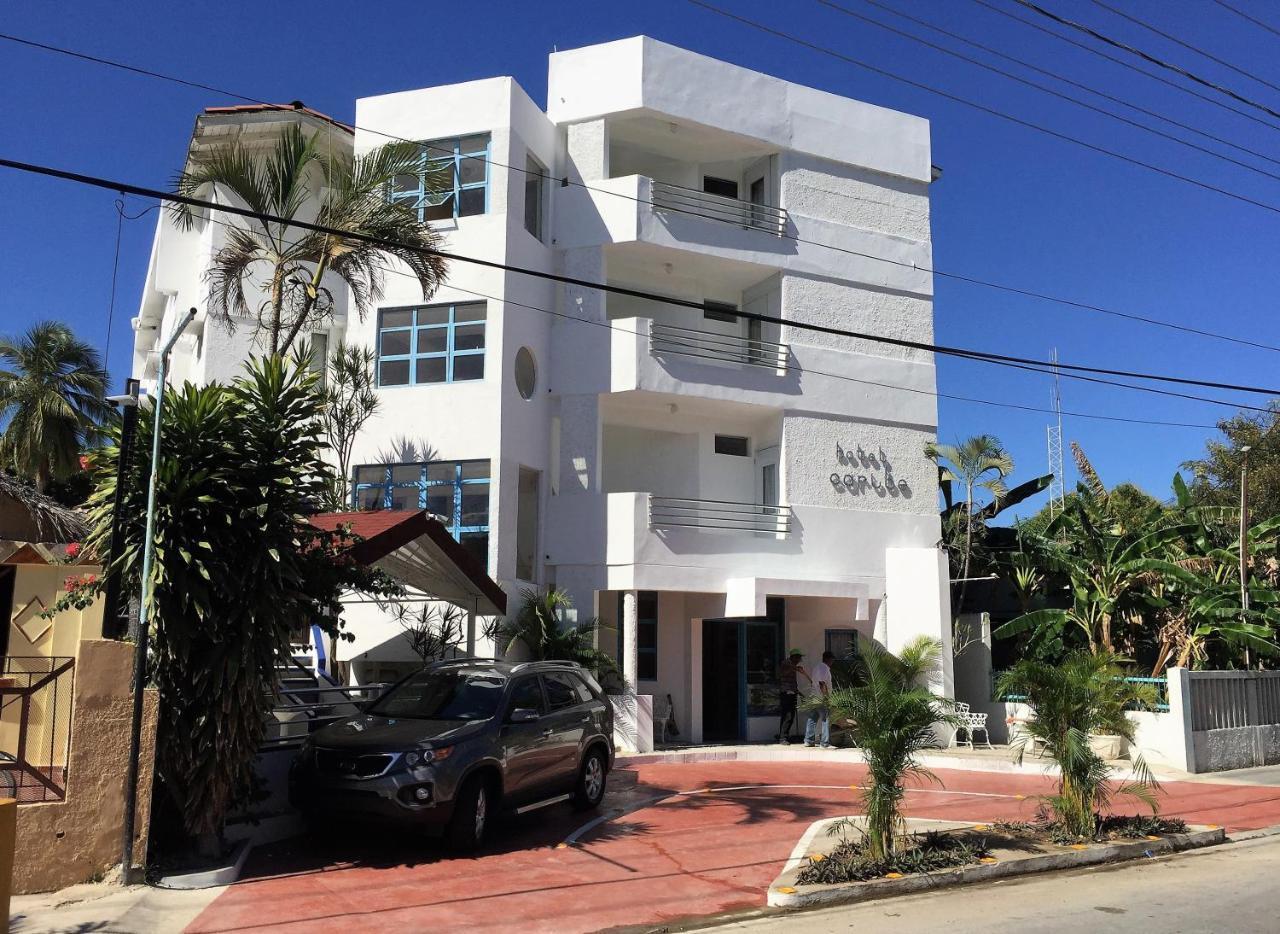 Barahona Hotel Caribe מראה חיצוני תמונה